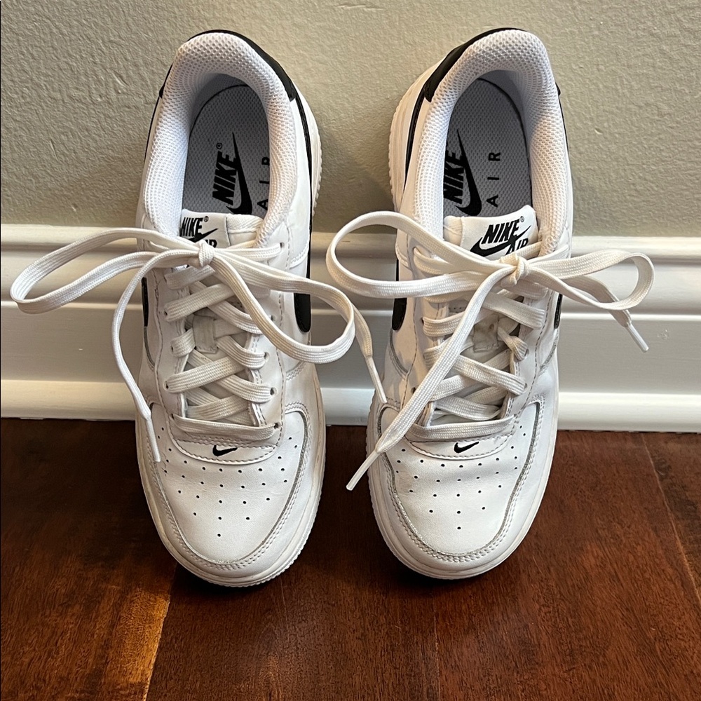 Nike Kids Grade School Air Force 1 Shoes